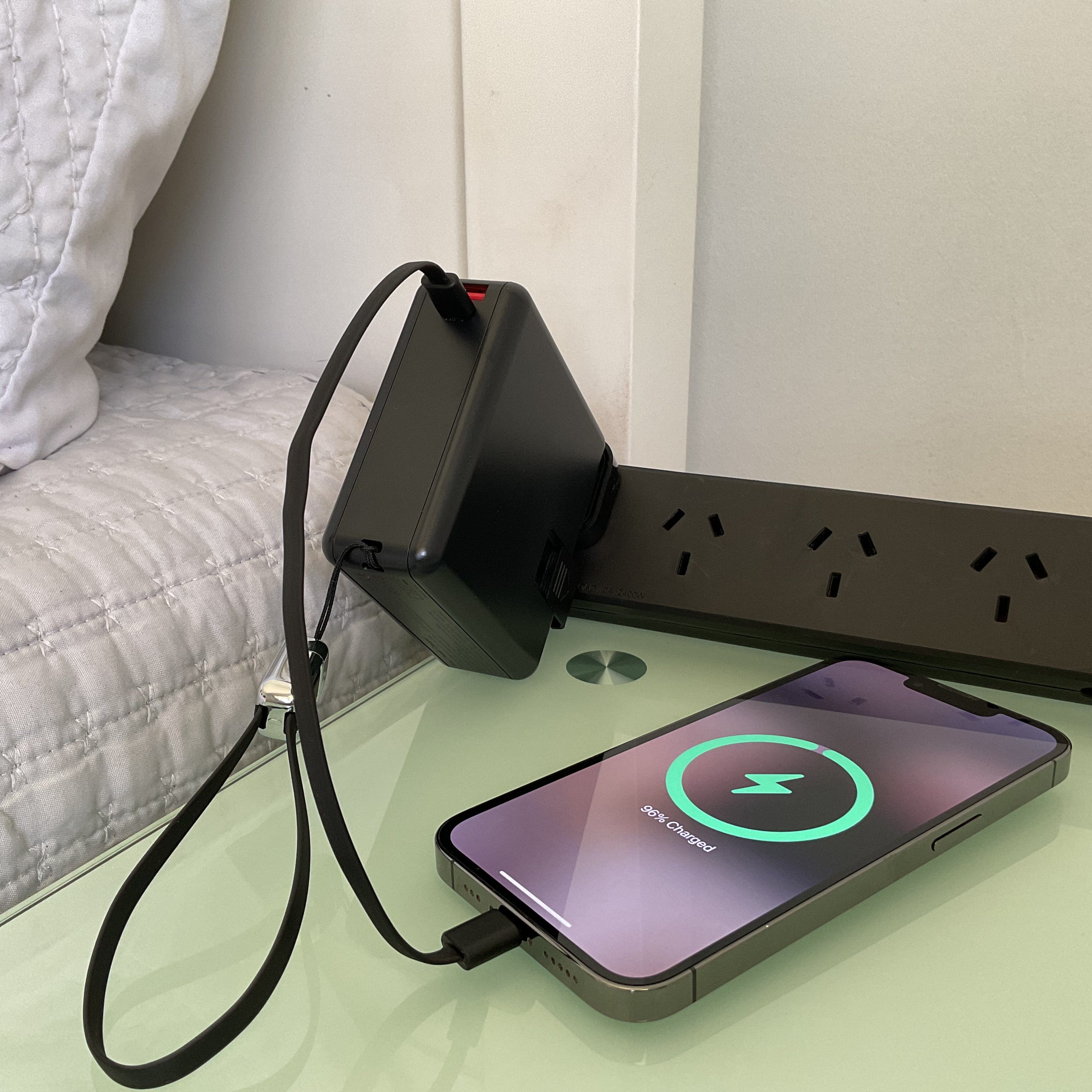 VersaCharge Global 6-in-1 Travel Adapter